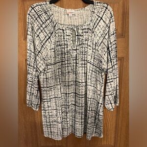Lularoe Debra Pheasant top